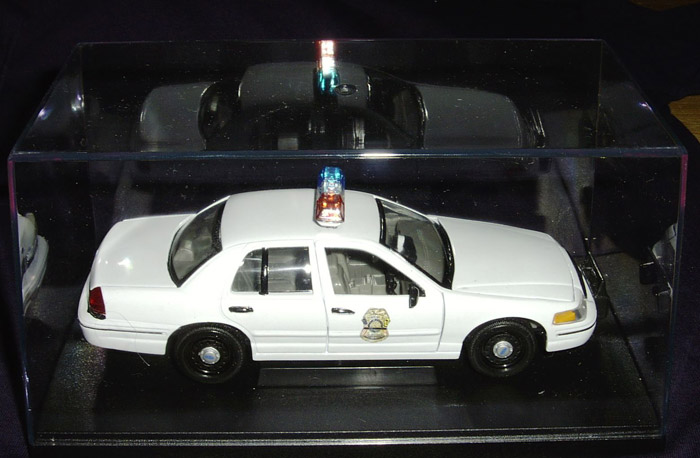 1:24 Die Cast Crown Vic