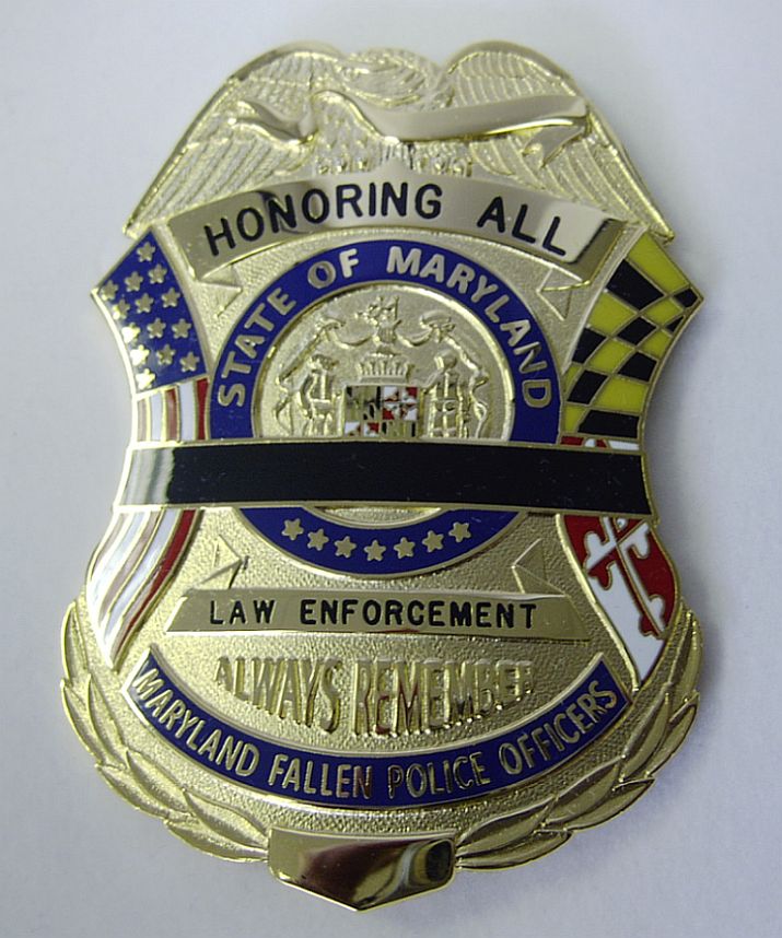 Standard Commemorative Badge